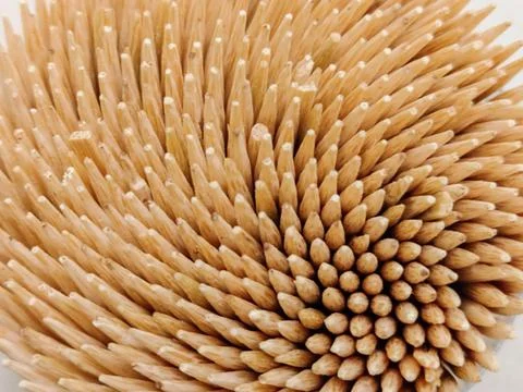 Toothpicks in a box - macro view Stockfoto's