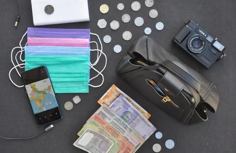 Top angle view of essential things for travel in India during coronavirus crisis Stock-Fotos