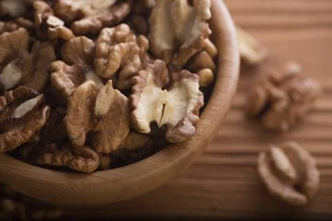 Top close up view of group of large dried ukranian russian peeled Walnut kern Foto stock