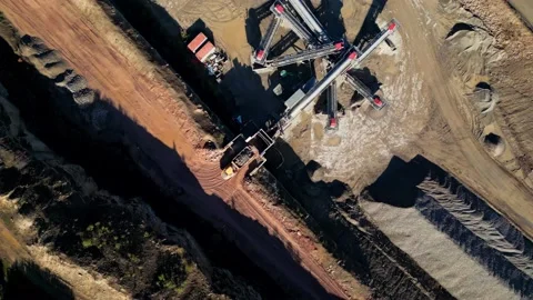 Top down aerial clip of a large open cast mine, quarry. 스톡 동영상 236163408