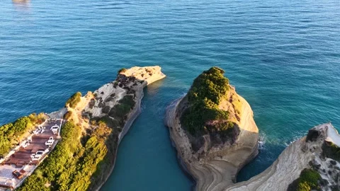 Top down aerial drone shot over the narrow channel and unique sandstone rock 库存影片 341389418