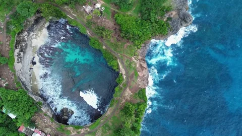 Top Down Aerial Drone View Of Broken Beach In Nusa Penida Bali Indonesia Stock Footage 336323004