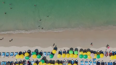 Top-down aerial movement along the edge of Patong Beach Vídeos de archivo 333414506