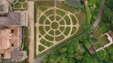 Top-Down Aerial View of a Geometric Garden Parterre in Coimbra Vídeos de archivo 345840300