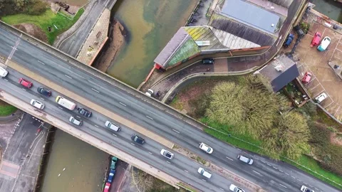 Top Down Aerial View of Traffic at Coppins Bridge, Isle of Wight 스톡 동영상 336779159