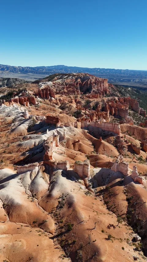 Top-Down Bryce Canyon Ridgeline Aerial, Vertical 4K Stock Footage 327540385