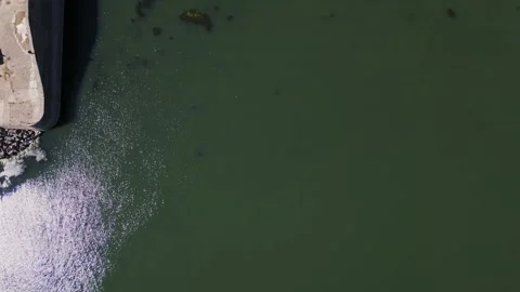 Top Down Drone Flight Revealing Hydroelectric Dam and Spillway 스톡 동영상 342062829