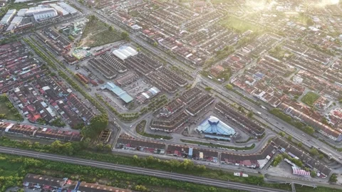 A top down drone perspective of a bustling commercial block Видео 332203194