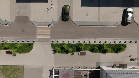 Top down drone shot of urban street scene Stock-Footage 333414731