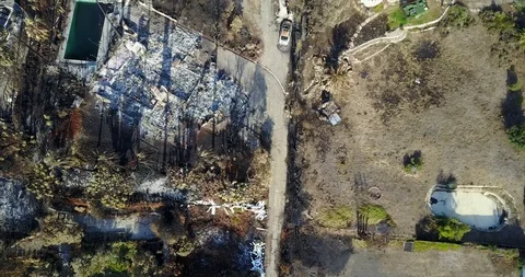 Top Down Fire Rubble Aerial | Malibu 库存影片 100835181