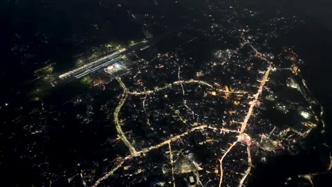 Top down view of busy Katra city traffic at night Vídeos de archivo 347636559