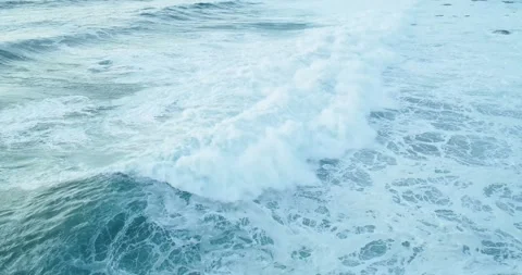 Top Down View of Churning Sea Foam The Concept of Chaos 库存影片 331474323