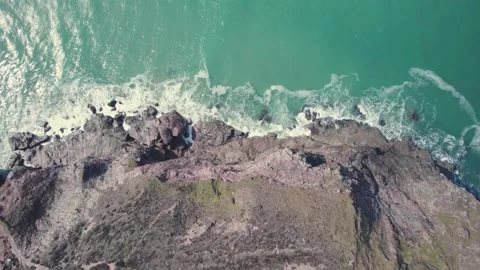 Top Down view on Cornwall Coastline, Cornish coastline and Coastal Path 動画素材 172992336