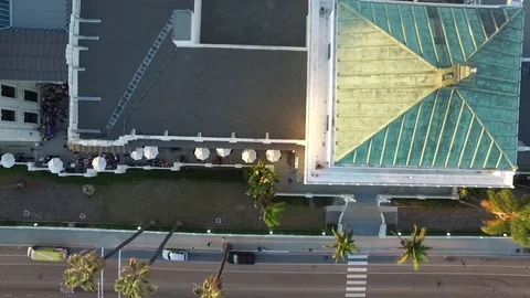 Top Down View of Downtown Ventura, CA City Hall Event 動画素材 70992153