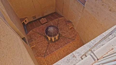 Top-Down View of Historic Tiled Rooftop Courtyard Inside St. Peter's Basili.. Vídeo Stock 339863963