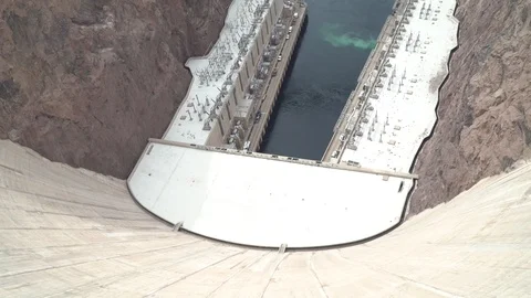 Top down view of the hoover dam in the grand canyon Video stock 106410986