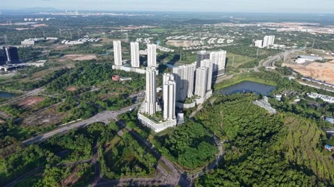 Top down view of the lush green parks Medini district in Iskandar Puteri. Stockbeeldmateriaal 332095046