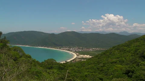 Top of the Hill facing Pantano do Sul Video stock 33741198
