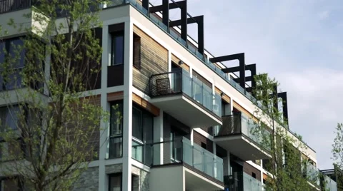 Top of multi-storey houses Vídeo Stock 65993837