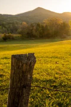 Top of Old Post At Sunset Foto stock