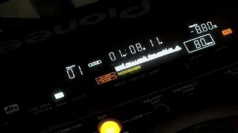 Top part of CDJ Display, Track info and BPM Stock-Footage 38379222