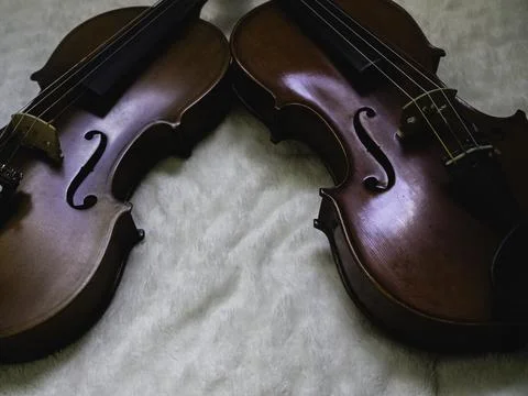 Top Plate of two Beautiful Wooden violins,acoustic instrument, 库存照片