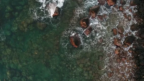 On top of rocks and waves Video stock 83992457