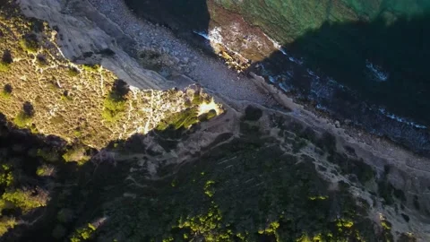 Top View from above on the shore with waves 库存影片 239857298