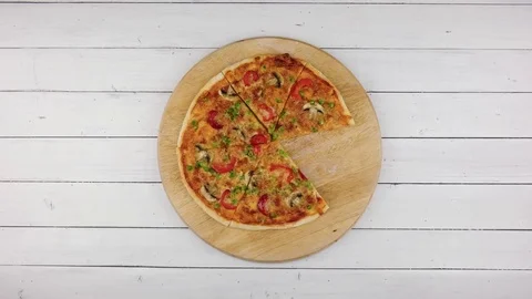 Top view of baking vegetables pizza Video stock 81801227