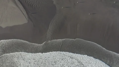 Top view of beach with wave and walking people Video stock 113115735