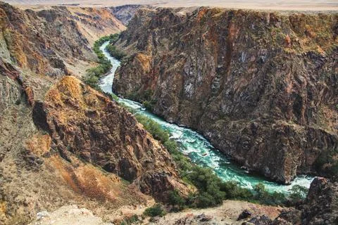 Top view of the Charyn river, in the gorge that flows through the Charyn canyon Stock Photos