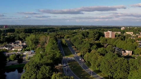 Top view city and road Vídeos de archivo 220137804