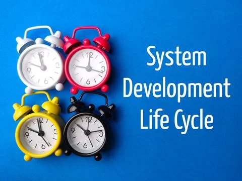 Top view clock with text System Development Life Cycle Foto stock