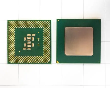 Top view of computer processors on a white background. 库存照片