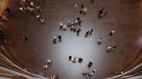 Top view of a crowd of shoppers in Dubai mall Stock Footage 118538529