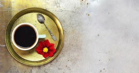Top view of the cup of coffee on the tray Stock-Fotos