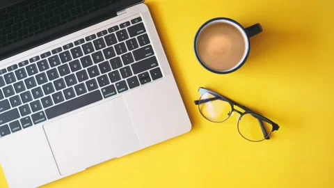 Top view espresso cup on working table. Видео 106617867