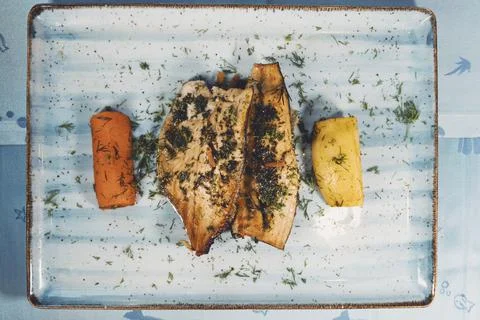 Top view of a fish dish on a rectangular plate Foto stock