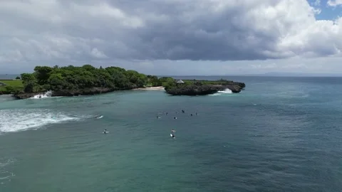 Top view of giant waves in the ocean, sunny day, Indonesia, Bali. Stock Footage 237480111