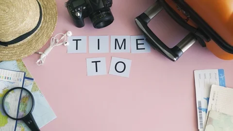 Top view hands laying on pink desk word TIME TO REST Video stock 127463827