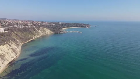 Top view industrial cargo ship sailing peaceful open sea Vídeo Stock 331235560