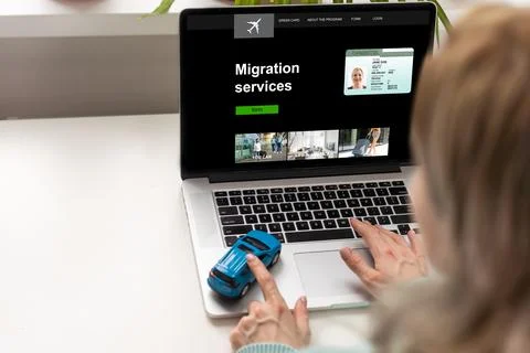 Top view of laptop with text Cloud migration. Migration to cloud Stock Photos