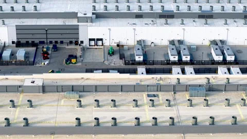 Top view of large data center with cooling towers and chillers in Dublin, Ohi Stock Footage 321791555