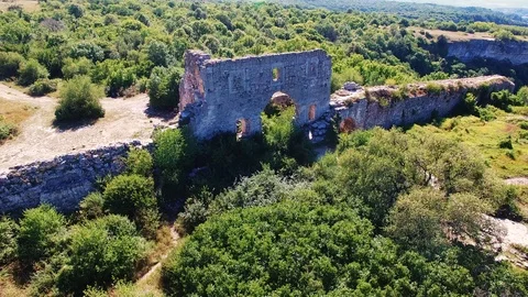 Top view of a mediaeval archway with a stone wall Stock Footage 125293157