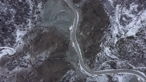 Top view of mountain serpentine road in winter Видео 167798653
