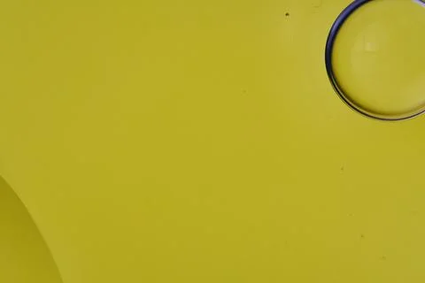 Top view oil bubbles drop on the water with colorful background, Macro phot.. Stock Photos