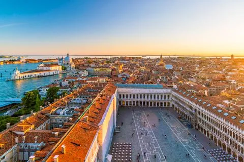 Top view of old town Vanice at sunset Foto stock