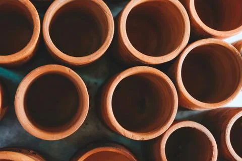 Top view of Orange earthenware pot. Thailand art made by hand. Foto stock