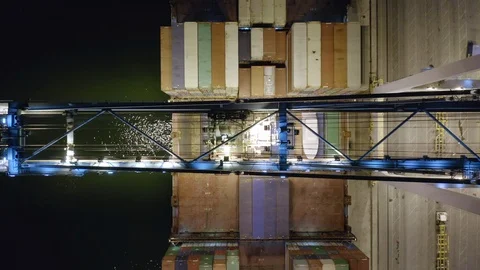 Top view over the working mechanism of loading crane in Port Miami docks at Video stock 120315408