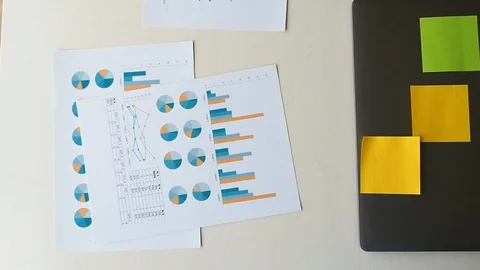 Top view with panning right of UX or UI designing with sticky note Stock Footage 119119595